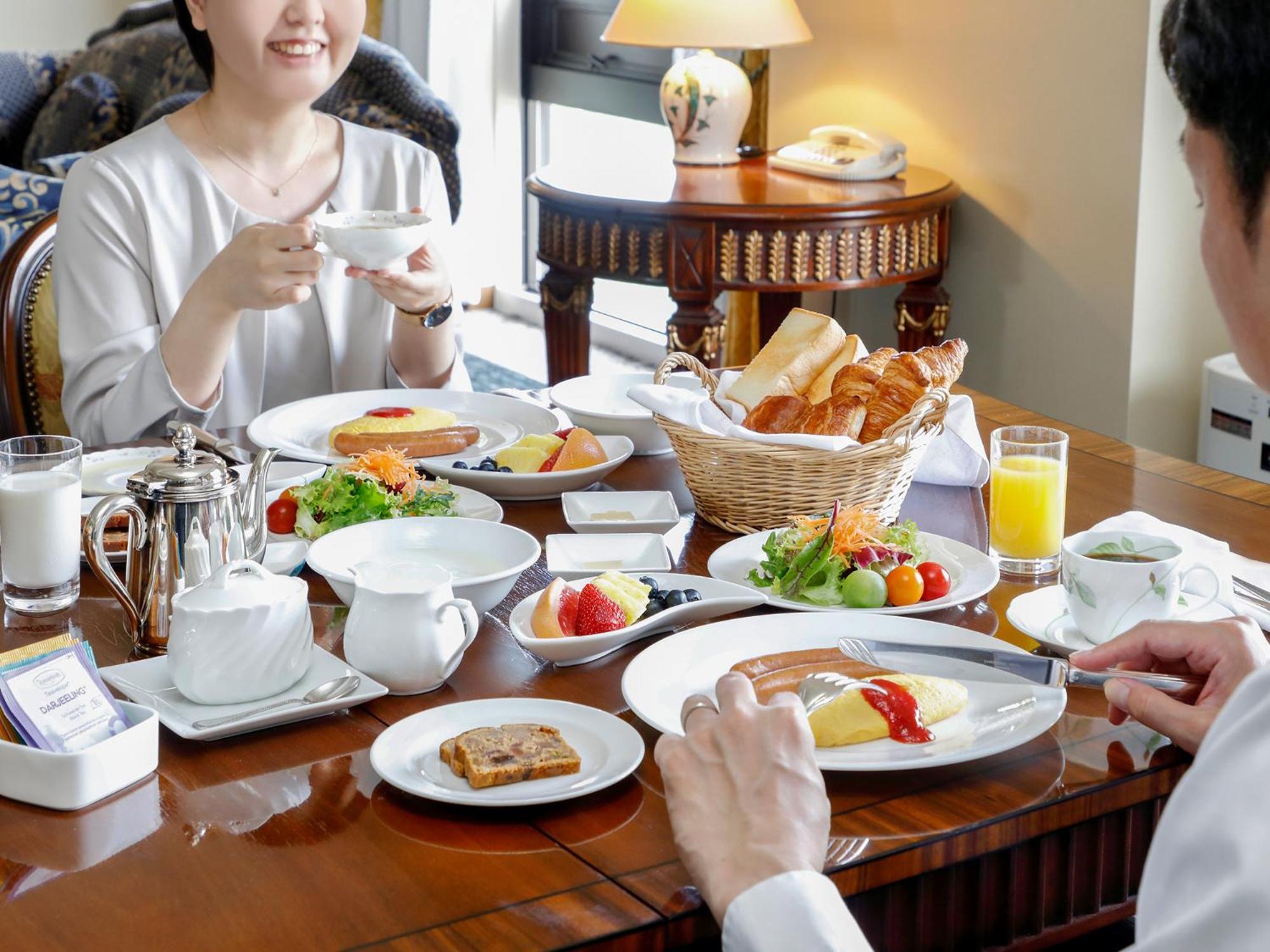 Premier Hotel -Tsubaki- Sapporo Quarto foto A breakfast buffet at a hotel
